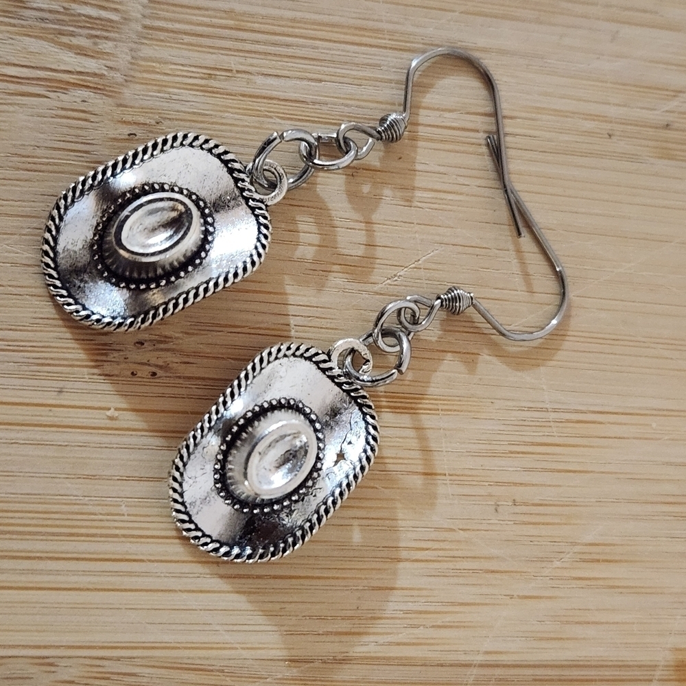 Hand Crafted Elegant Dangle Pierced Cowboy Hat Earrings Antique Silver Cowgirl